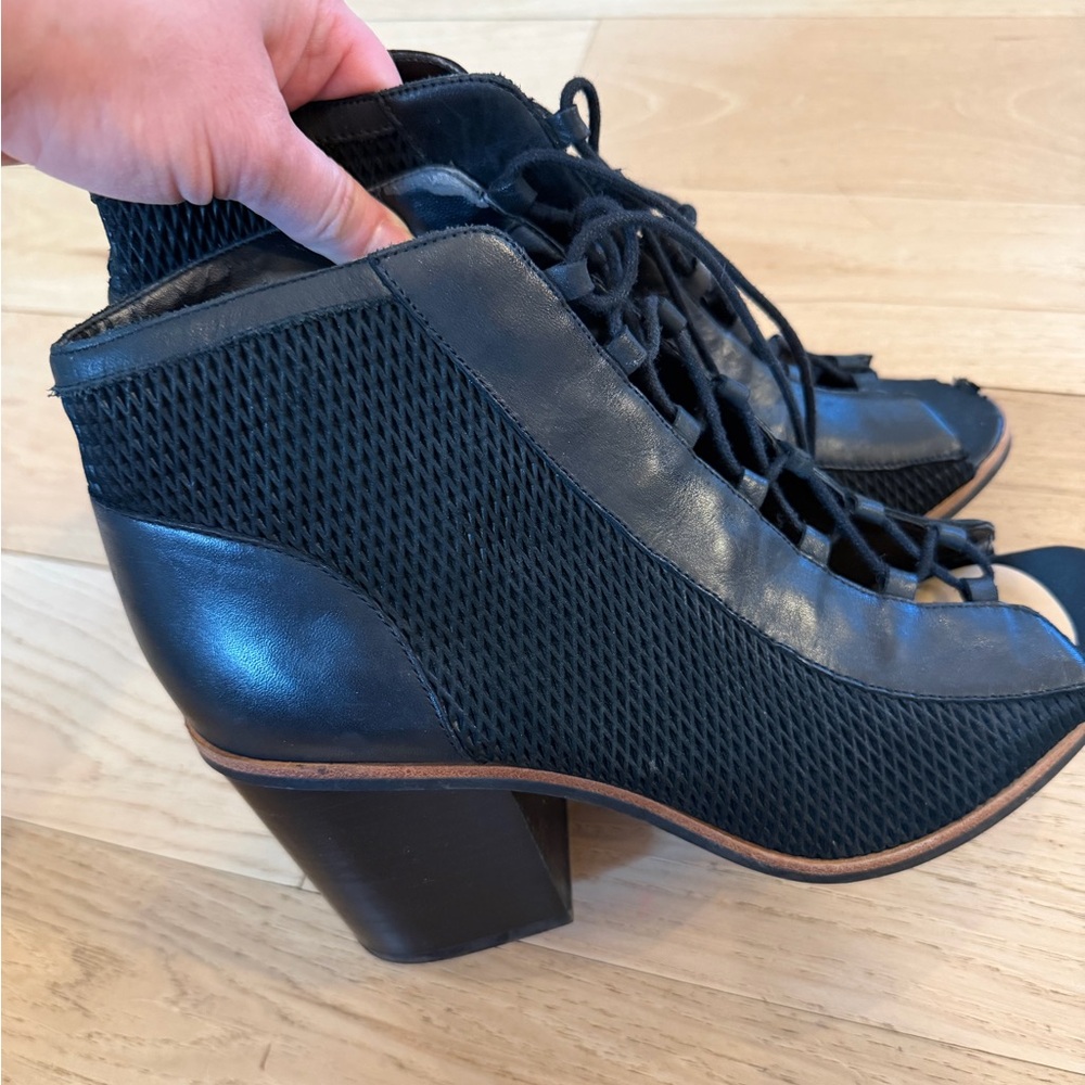 Aldo heels size 9